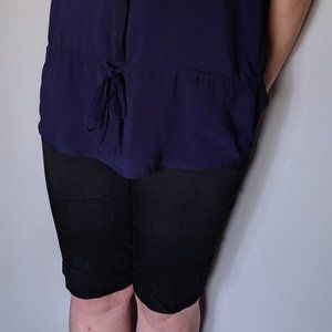 Black knee lengths shorts